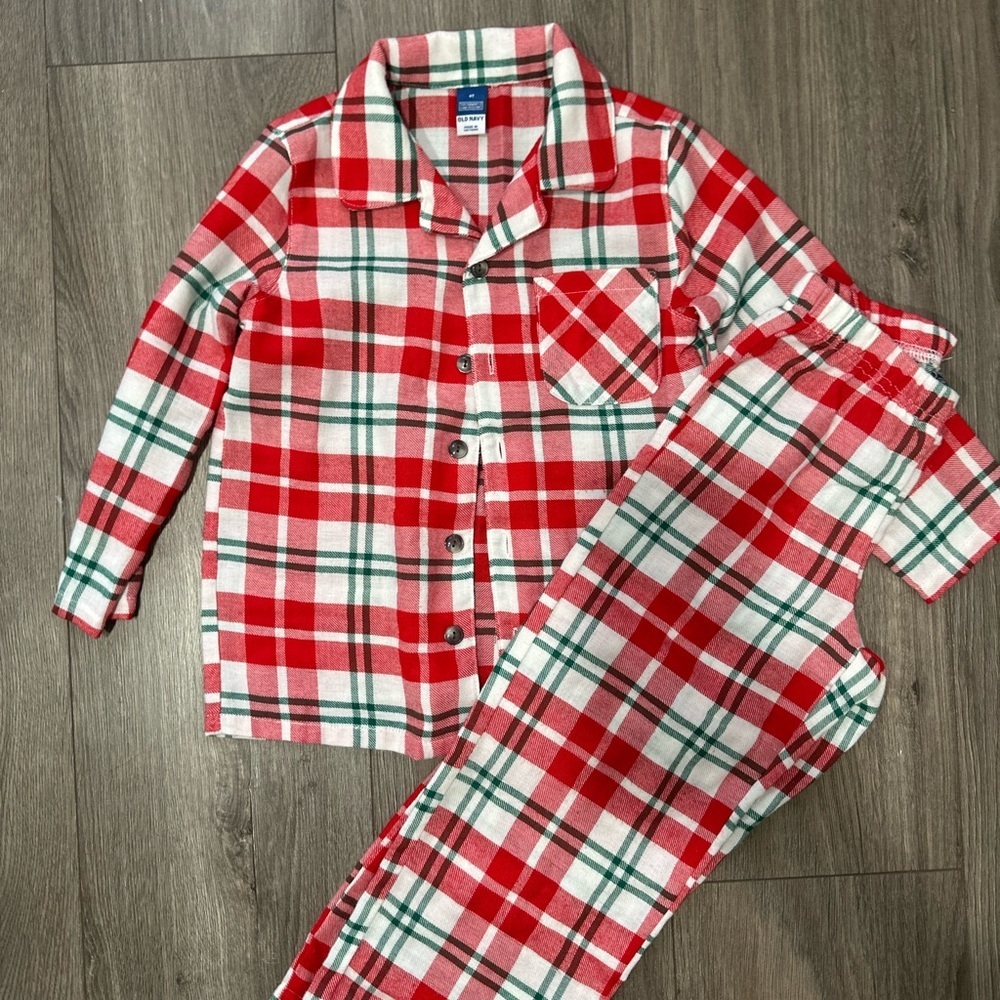 Old Navy Christmas Red, White & Green Plaid Boy Pajama Set